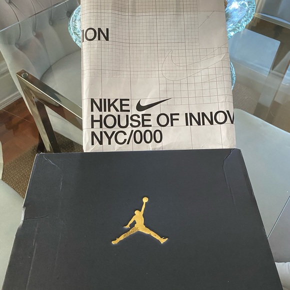 Air Jordan 12 Retro (NWOT) Black/Black -White - Picture 3 of 9